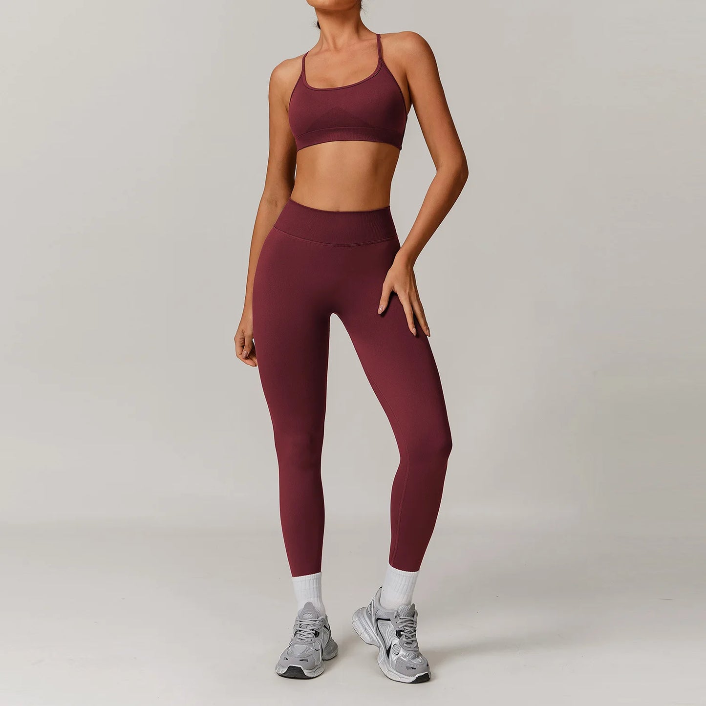 Women’s Seamless Gym Yoga Set – Leggings & Sports Bra