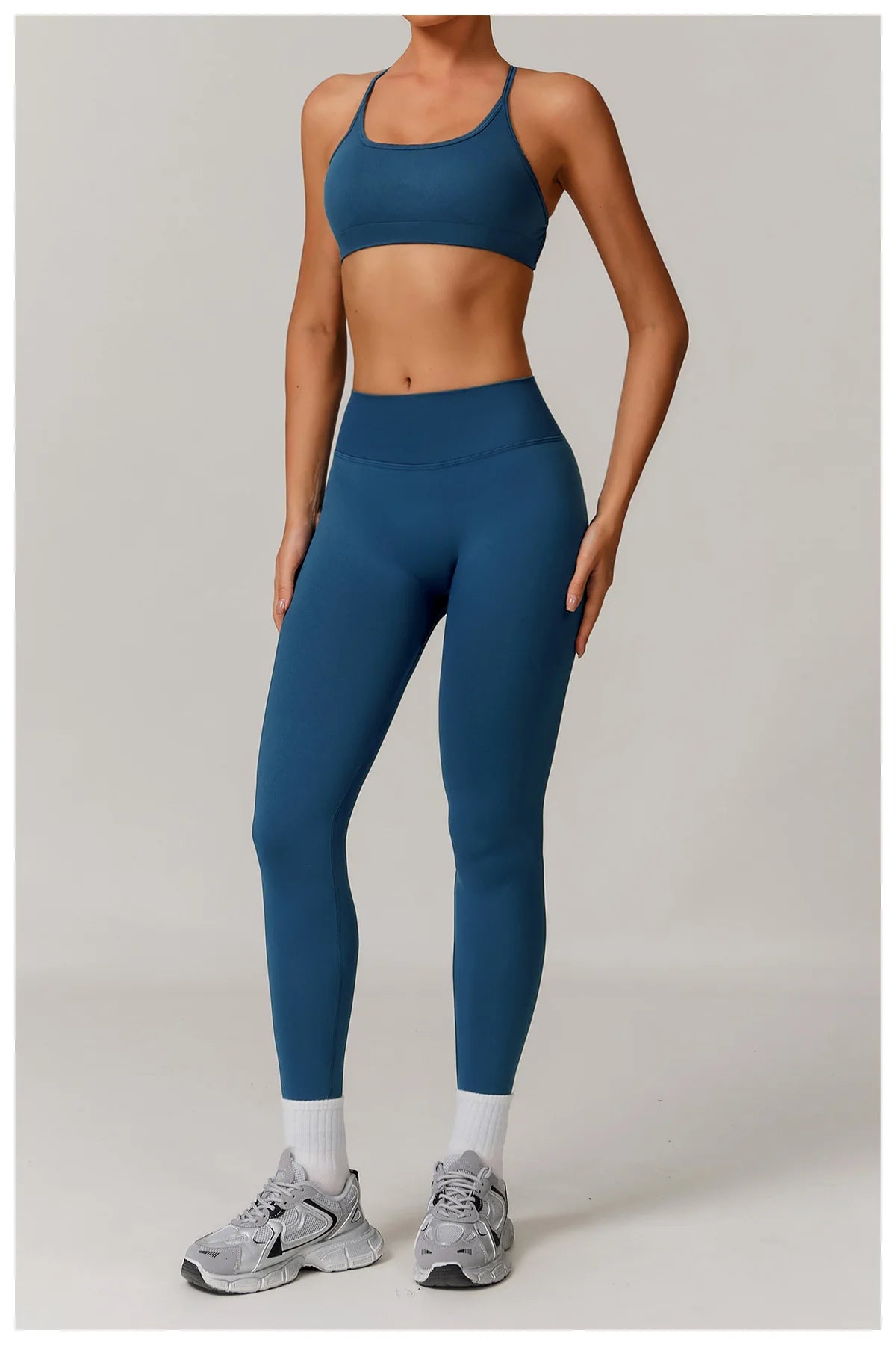 Women’s Seamless Gym Yoga Set – Leggings & Sports Bra