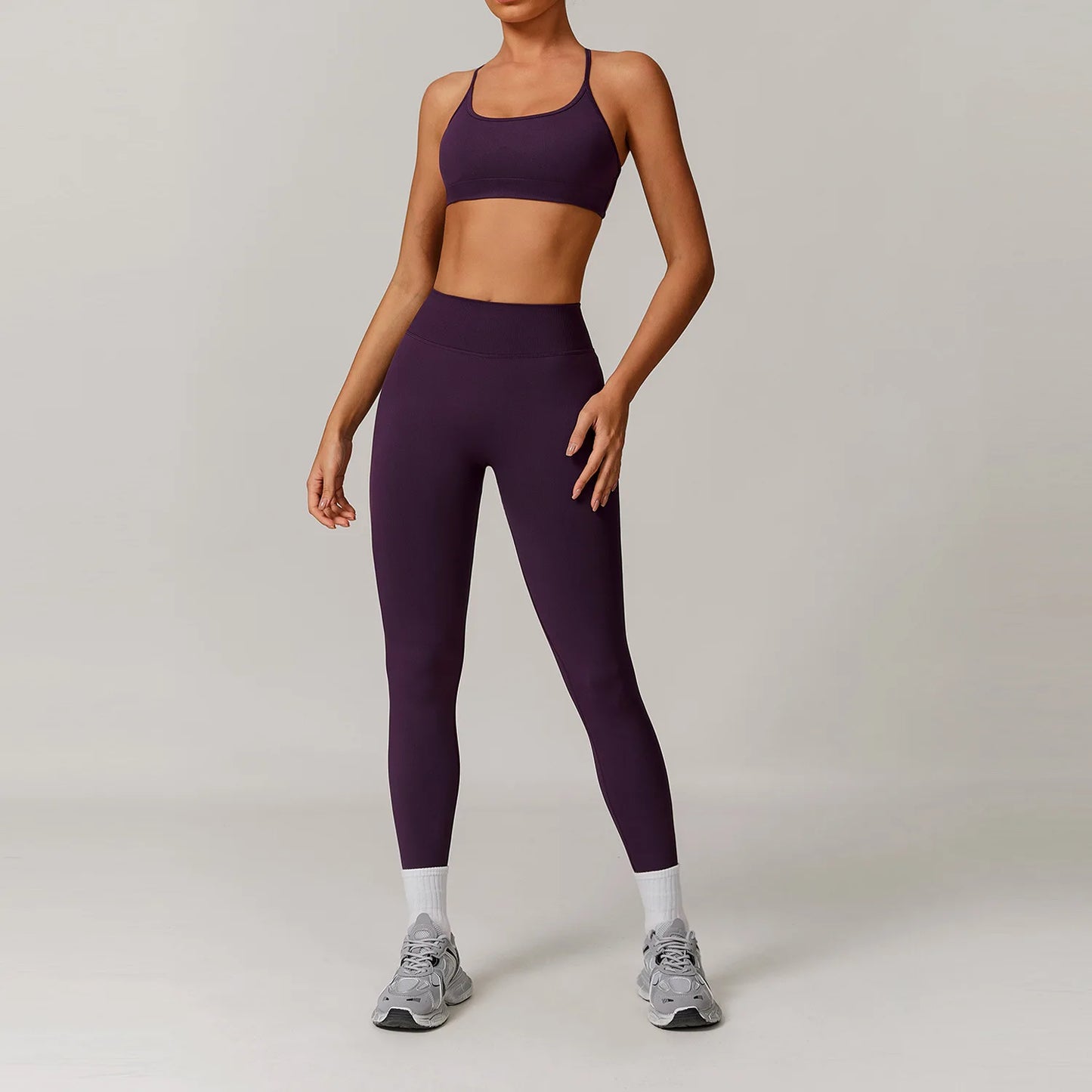 Women’s Seamless Gym Yoga Set – Leggings & Sports Bra